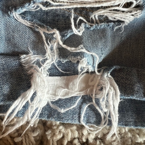Rag and Bone cut offs. Very distressed. Size 26. - Picture 3 of 11